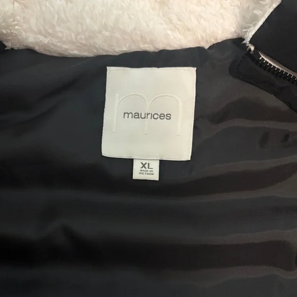 Maurices Black and Cream Puffer Vest - Picture 2 of 3